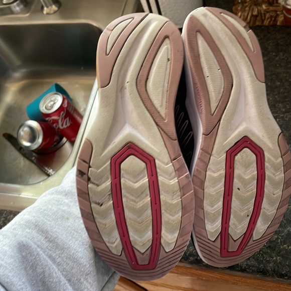 Saucony Endorphin Shift Running Shoes - Picture 7 of 7